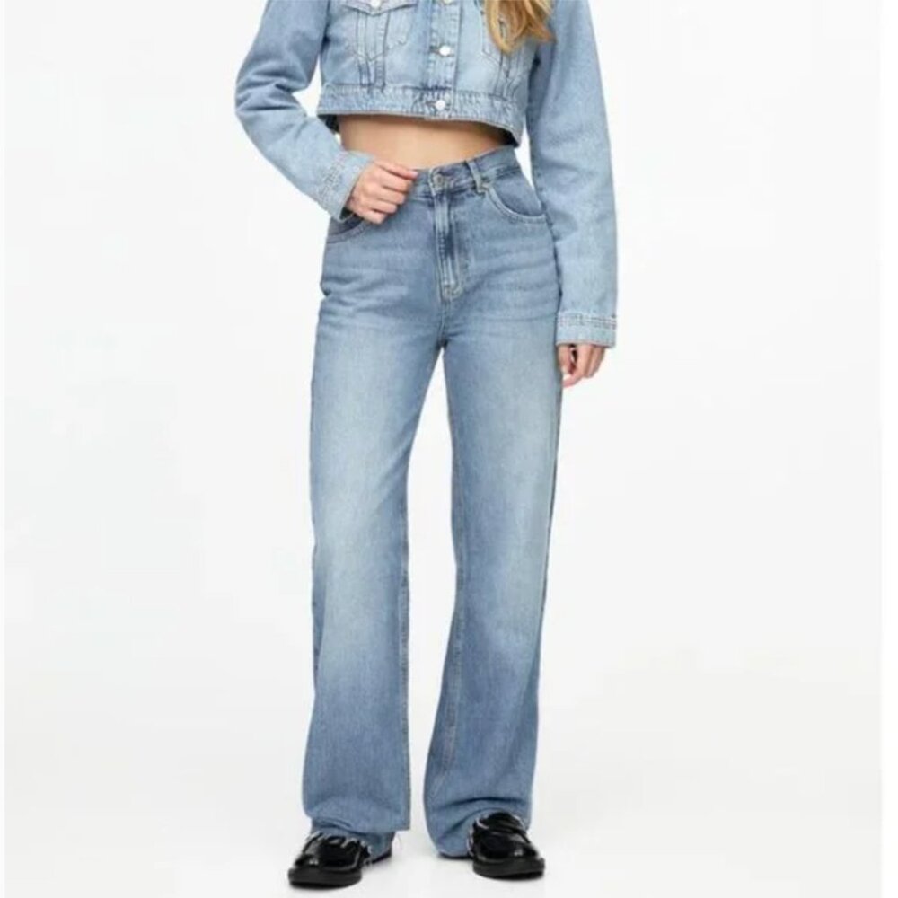 NWT PULL&BEAR Straight Leg High-Waist Jeans